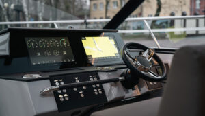 aquador 400 ht helm 1