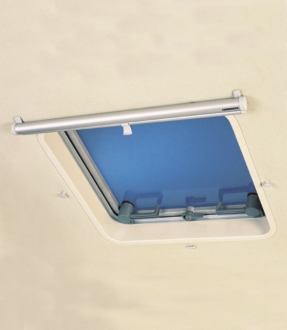 SILVER-ANODISED ROLLER BLINDS RAILSHADE 68x70CM 1 SILVER-ANODISED ROLLER BLINDS RAILSHADE 68x70CM