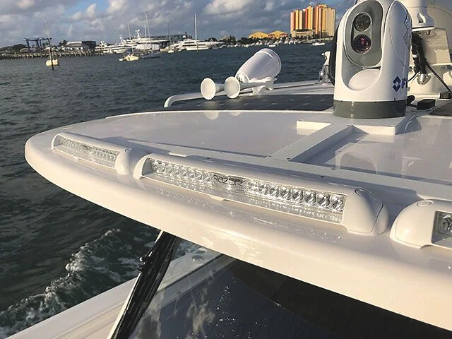RAZOR LED COVER LIGHT, WHITE SPOTLIGHT 2 RAZOR LED COVER LIGHT, WHITE SPOTLIGHT - Image 2
