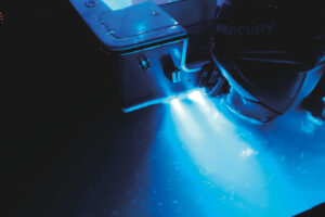 SEABLAZE MINI LED UNDERWATER LIGHT 6.5K WHITE 5 9514030700a fullhd jpg