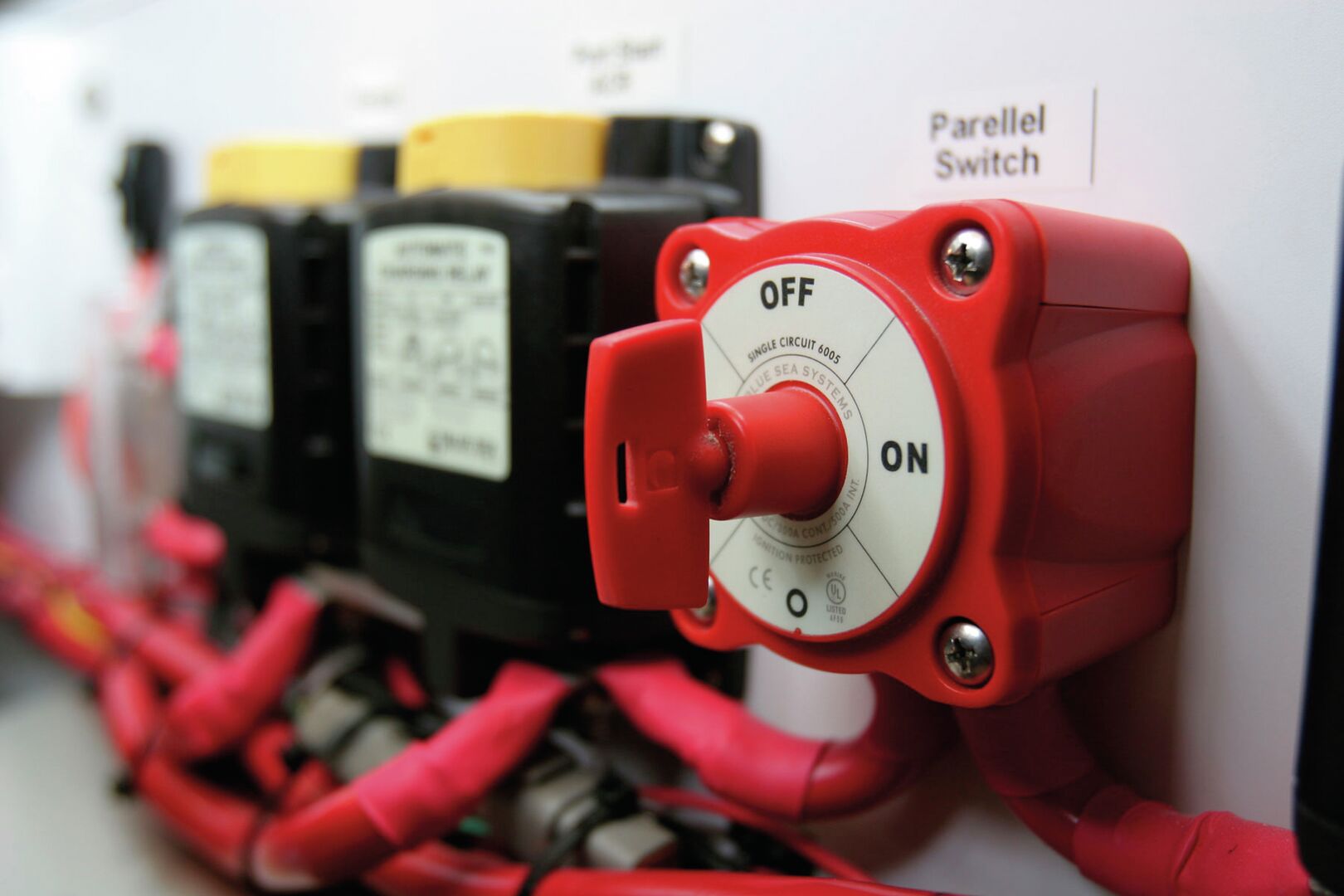 M-SERIES MINI MAIN POWER SWITCH WITH ON-OFF KEY 4 M-SERIES MINI MAIN POWER SWITCH WITH ON-OFF KEY - Image 4