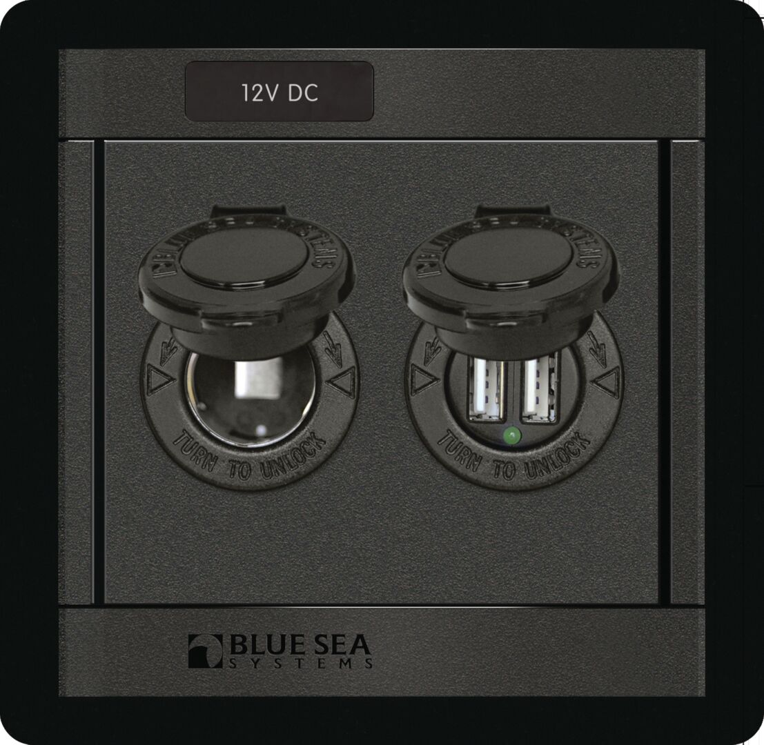 360 PANEL 12V SOCKET AND DUAL USB CHARGER 1 360 PANEL 12V SOCKET AND DUAL USB CHARGER
