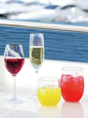 PARTY BOAT WINE GLASS CLEAR 7 9515008490b fullhd