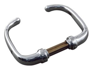 DOOR HANDLE
