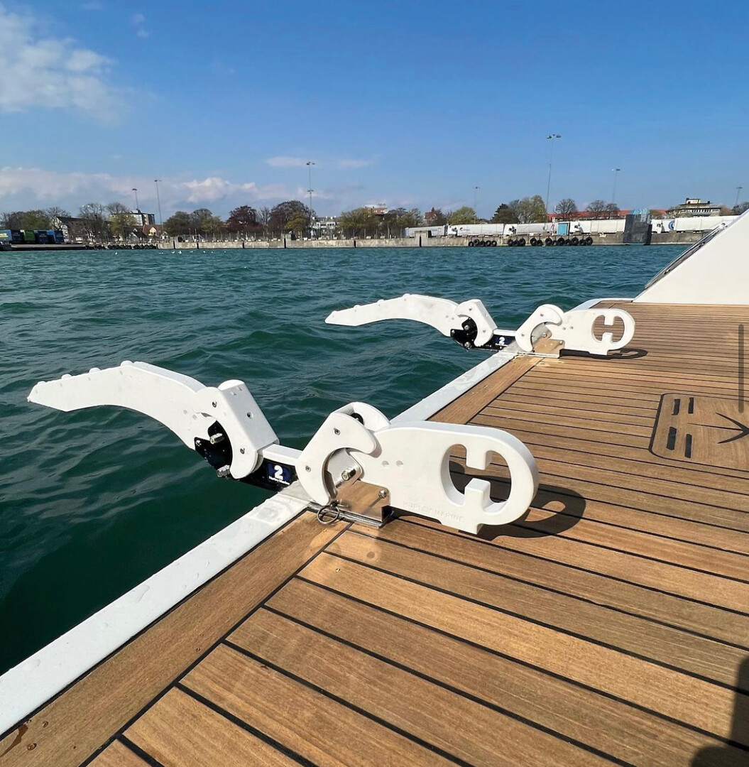 H2O SWIVEL MOUNTING ARMS 36'' FOR HARD BOTTOM BOAT, WHITE 2 H2O SWIVEL MOUNTING ARMS 36'' FOR HARD BOTTOM BOAT, WHITE - Image 2