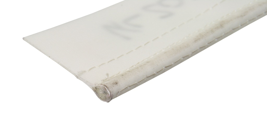 Pre-made luff tape made of PES, double-stitched with a 5mm luff. 1 Pre-made luff tape made of PES, double-stitched with a 5mm luff.