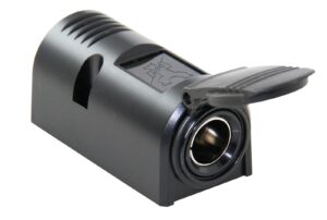 PRO CAR Surface-Mount Standard Socket 12mm with Cap 12/24V 16A SB-Pack