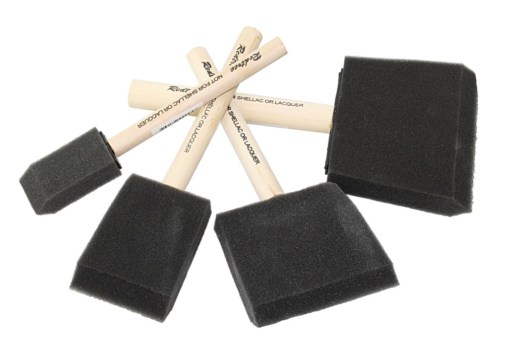 Foam brush with wooden handle 100mm 24pcs. 1 Foam brush with wooden handle 100mm 24pcs.