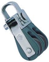 WICHARD double block, spherical, 18mm, rope 4-6mm, shackle 1 WICHARD double block, spherical, 18mm, rope 4-6mm, shackle